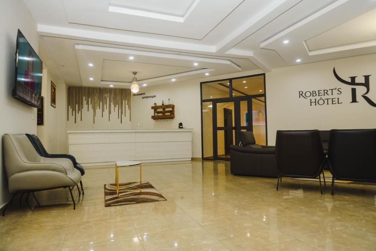 Robert'S Hotel Абіджан Екстер'єр фото